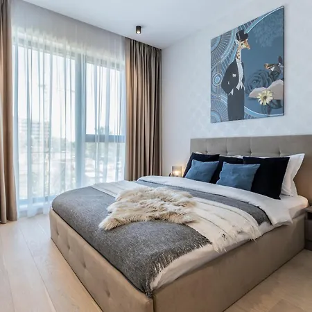Stylish 1Br Apartment With Balcony In Vibrant Business Area Bucharest Exterior photo