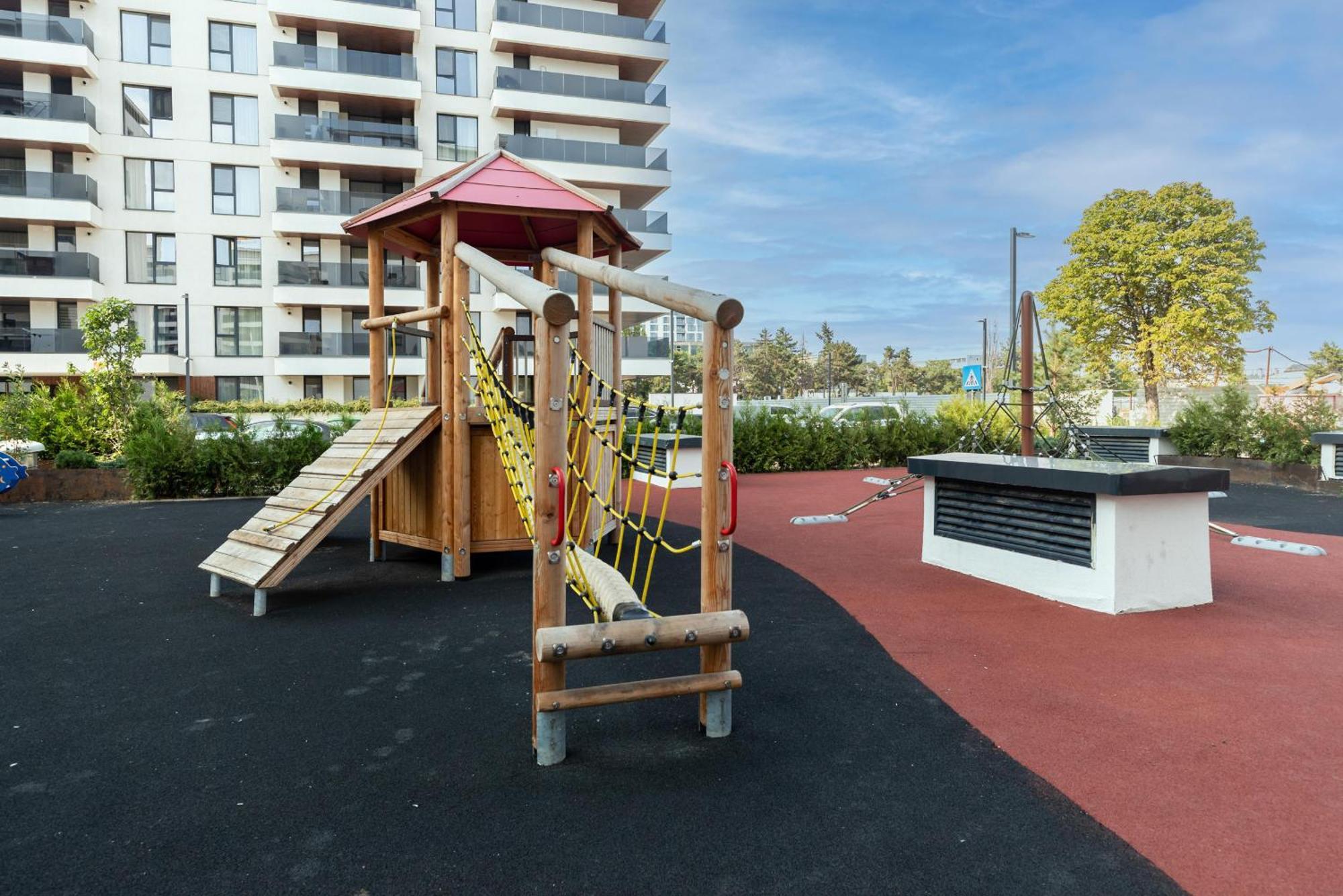 公寓 Stylish 1br With Balcony In Vibrant Business Area *