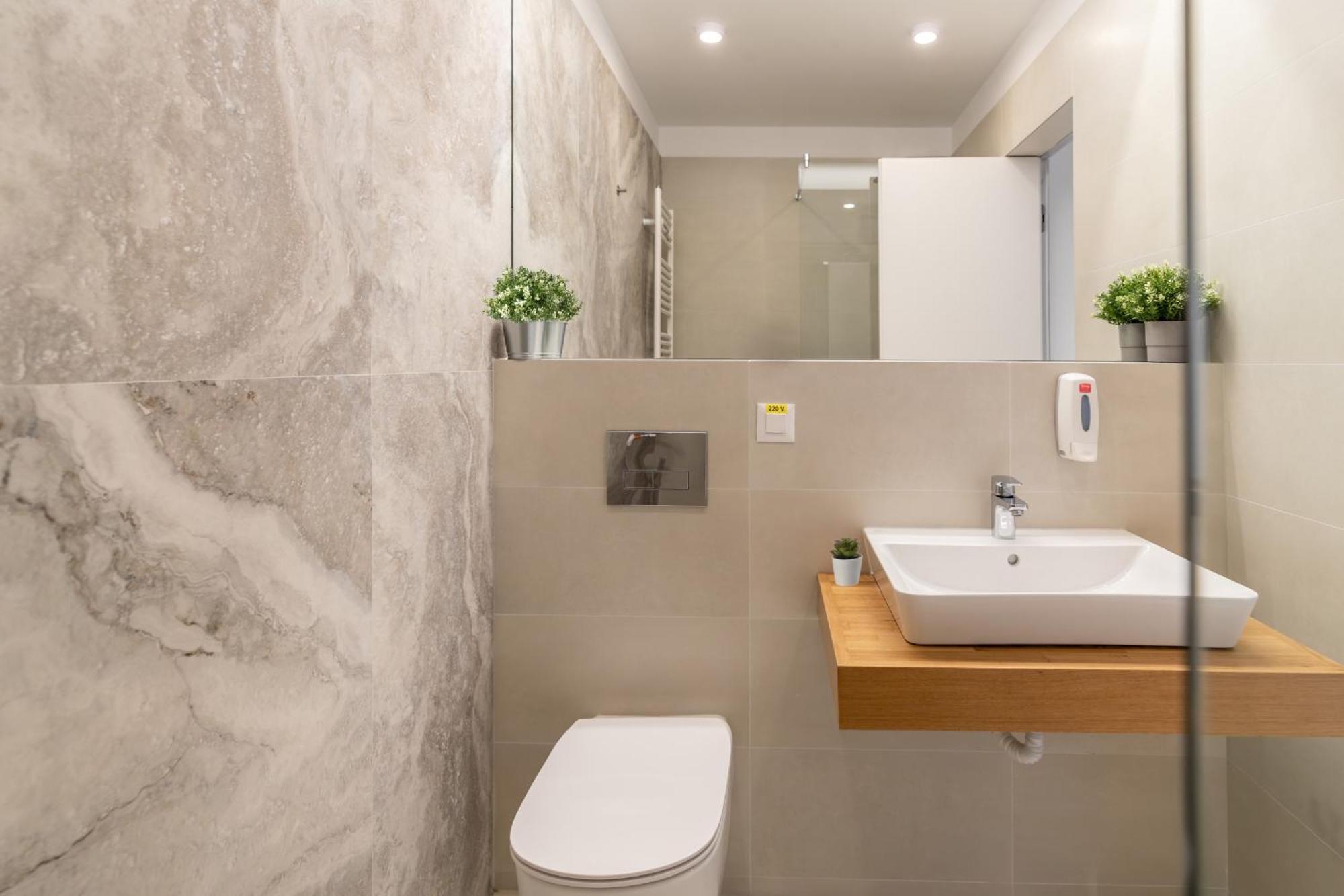 Stylish 1br With Balcony In Vibrant Business Area 公寓 布加勒斯特