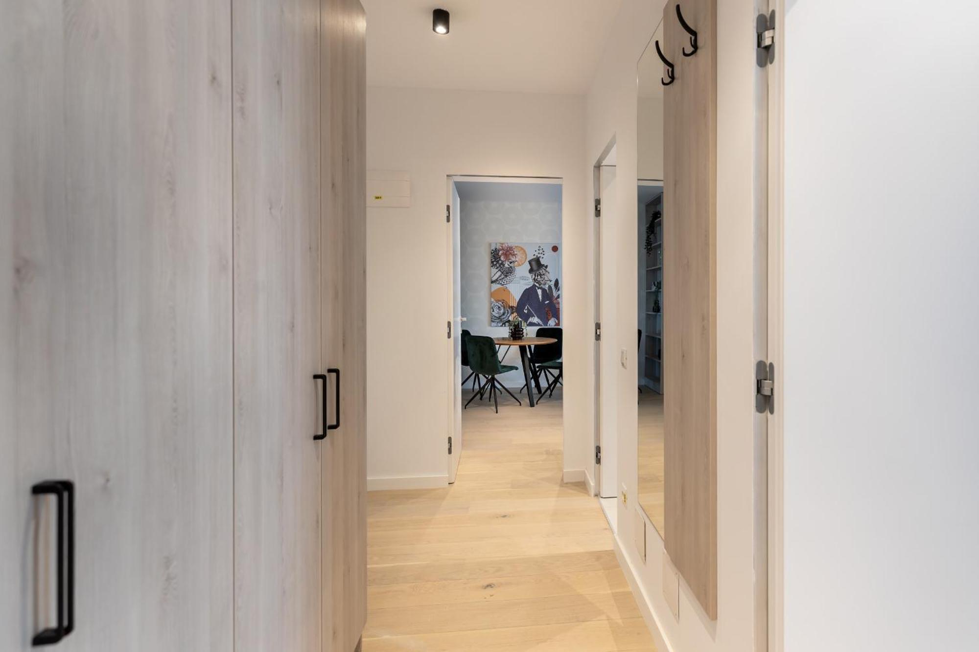 Stylish 1br With Balcony In Vibrant Business Area 公寓 布加勒斯特