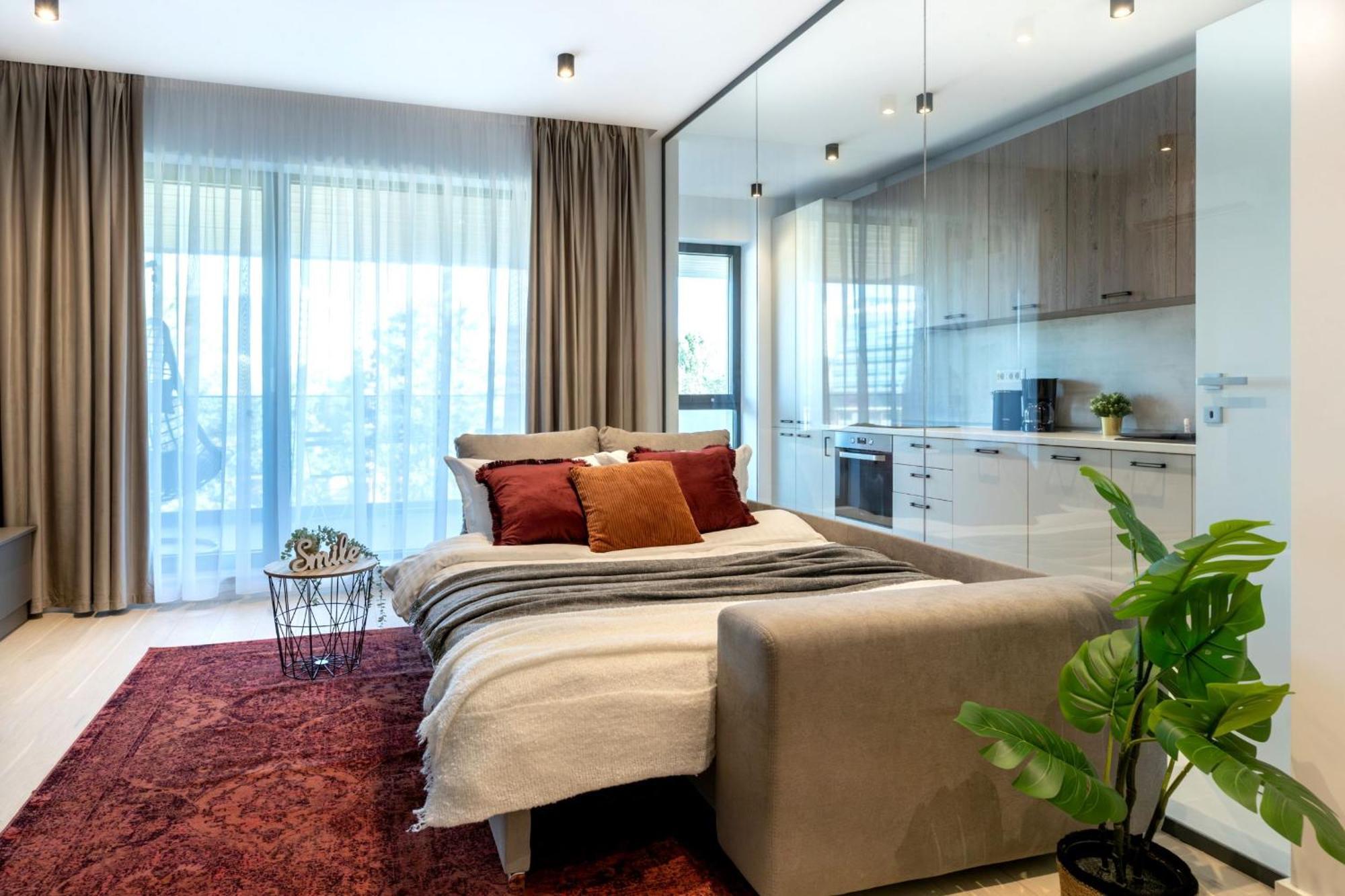 Stylish 1br With Balcony In Vibrant Business Area 布加勒斯特